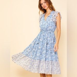Skies Are Blue Francesca’s Aster Print Contrast Midi Dress